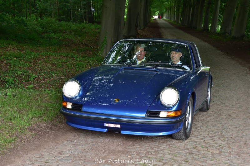 Porsche-911-blauw-4