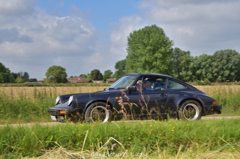 Porsche-911-zwart-ah-2